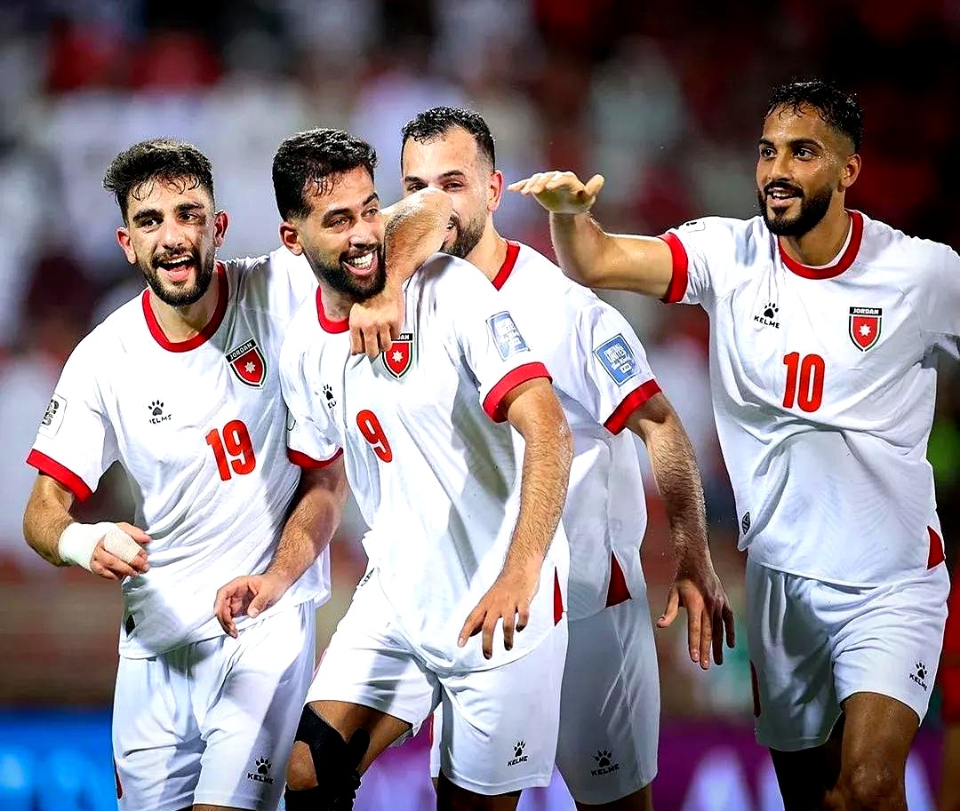 雷竞技官网入口-包含西甲今晨再迎强敌，那不勒斯调整名单，主帅态度——目标明确，球探报告显示潜力的词条